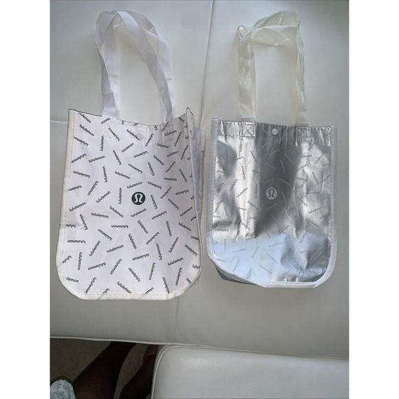 Lululemon Reusable Totes 1 Small 1 Large SIZE . WHITE And Gray - Picture 2 of 7